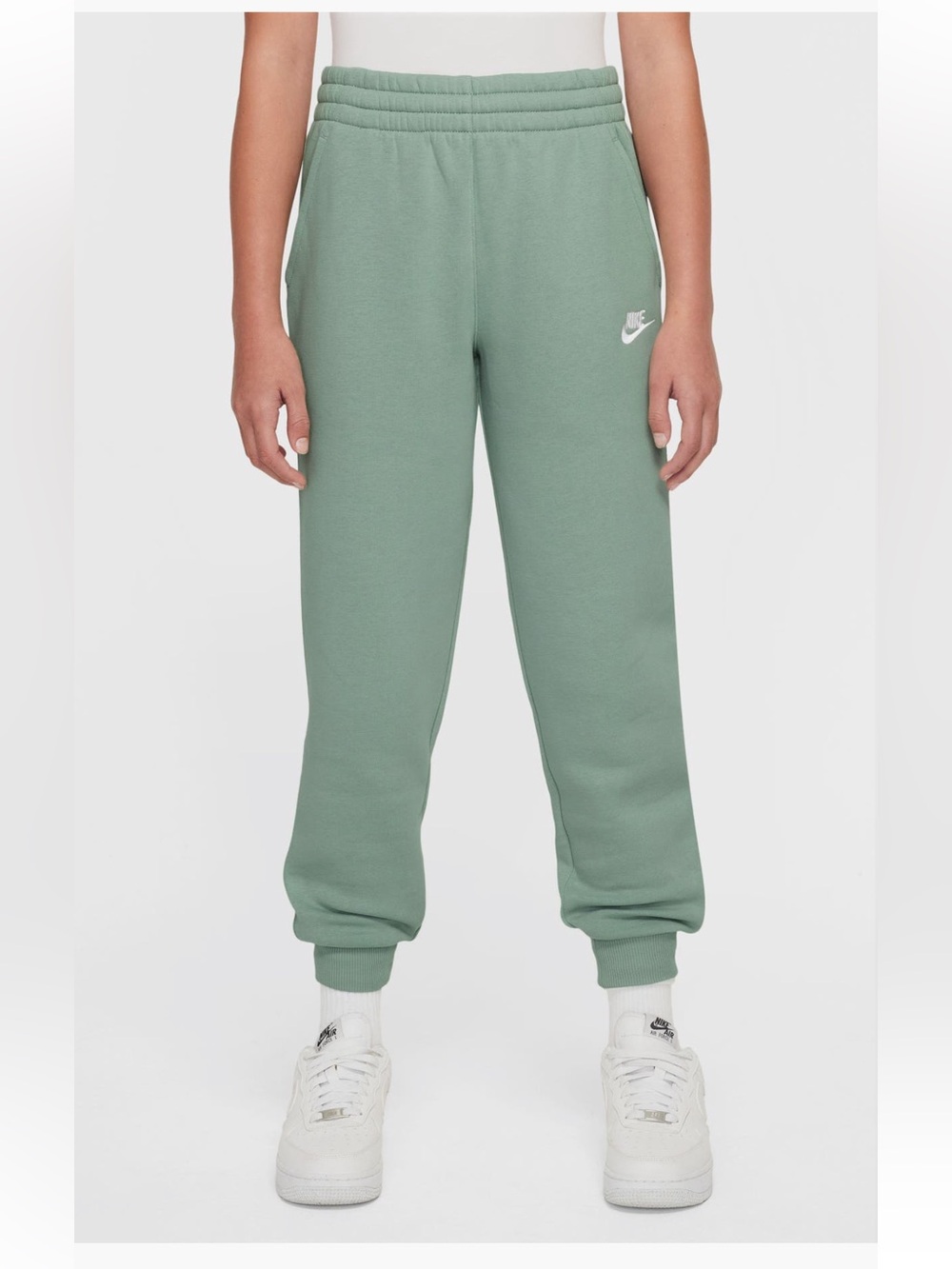 Nike Kids' Club Fleece Joggers boys large NWT